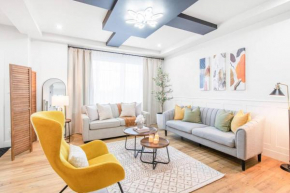 Luxury Family Home - Sleeps 10 - King Bed